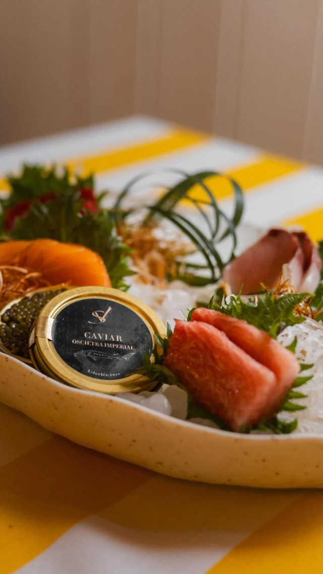 Ya era difícil elegir entre nuestra carta qué ibas a degustar.
Ahora, con nuestro nuevo apartado de sushi, te lo ponemos todavía más difícil…

Aunque, para ser sinceros, volver lo tendrás cada vez más fácil.

🍣 Disponible de miércoles a domingo en horario de cenas.
Reserva tu mesa.

#ArmoníaBeachClub #SushiNights #NuevaCarta #BeachClubVibes #CenaConVistas